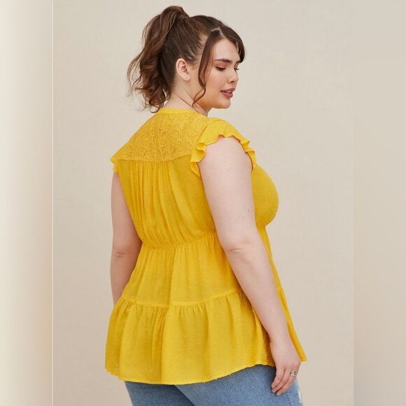 Torrid Women’s Yellow Cap Sleeve Swiss Dot Crochet Inset Tie-Front Top Size 4X - Picture 2 of 13